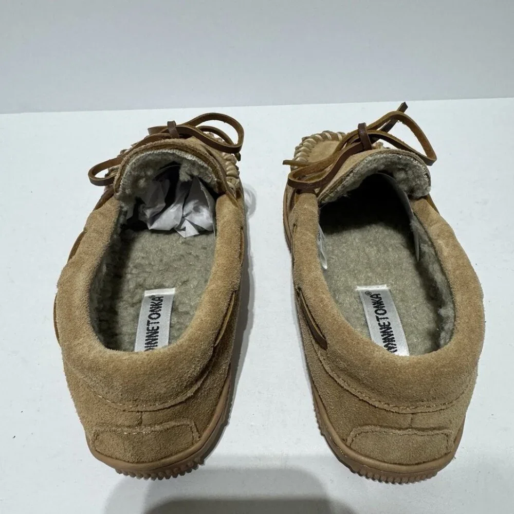 Minnetonka Moccasin Slippers Size 1 M Big Kid